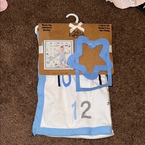 Baby Essentials Milestone Blanket with Blue Star Frame